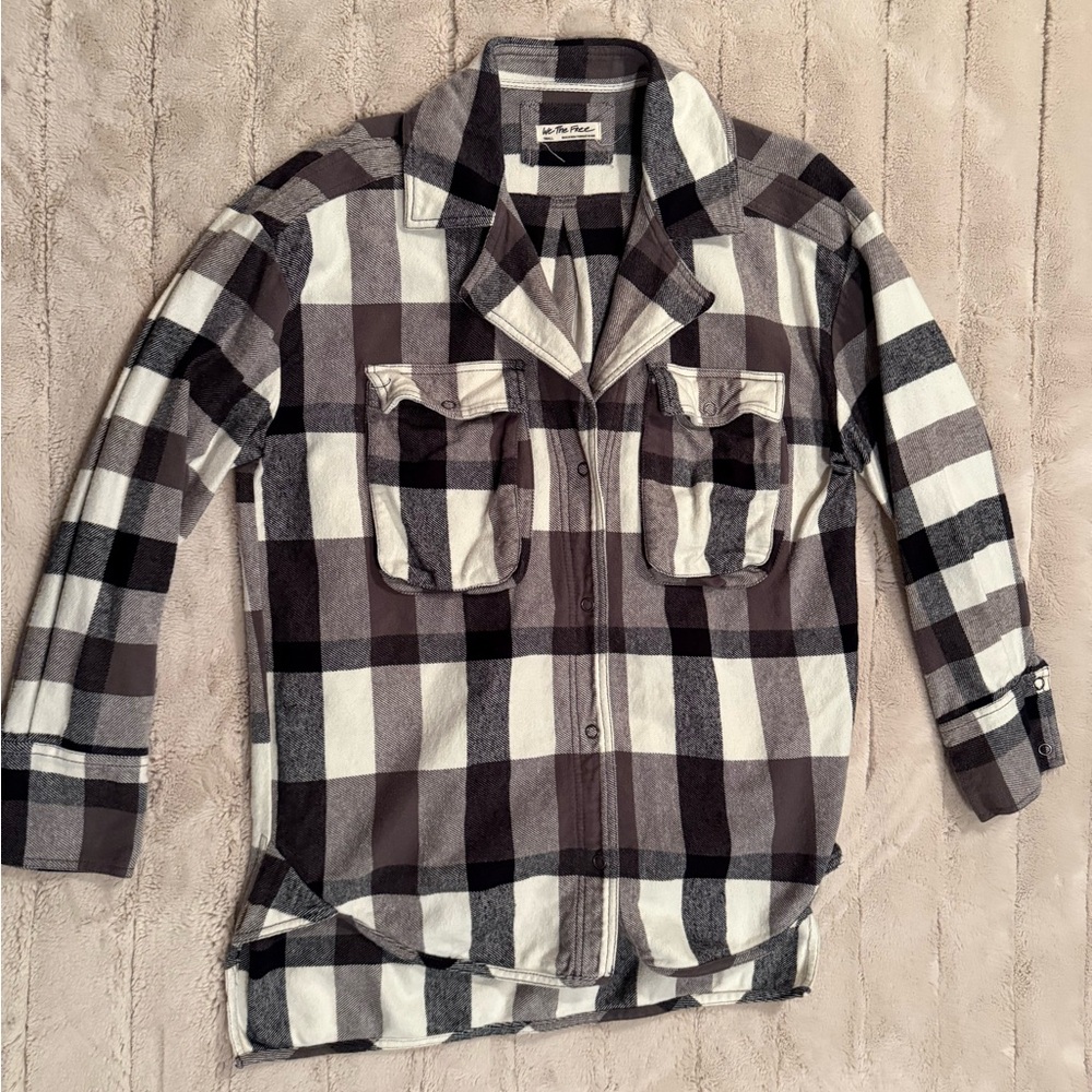 🥳 *SALE* Free People Flannel Shirt, Size Small